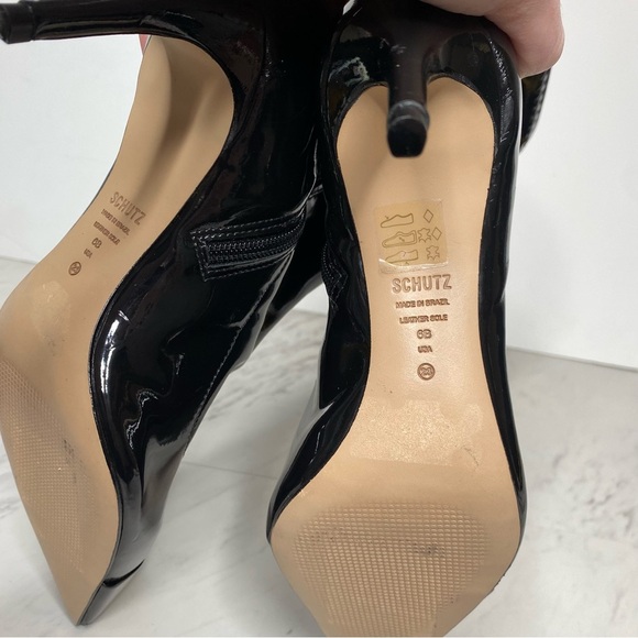 Schutz Pointy Toe Black Patent Heeled Bootie 6B - Picture 15 of 16